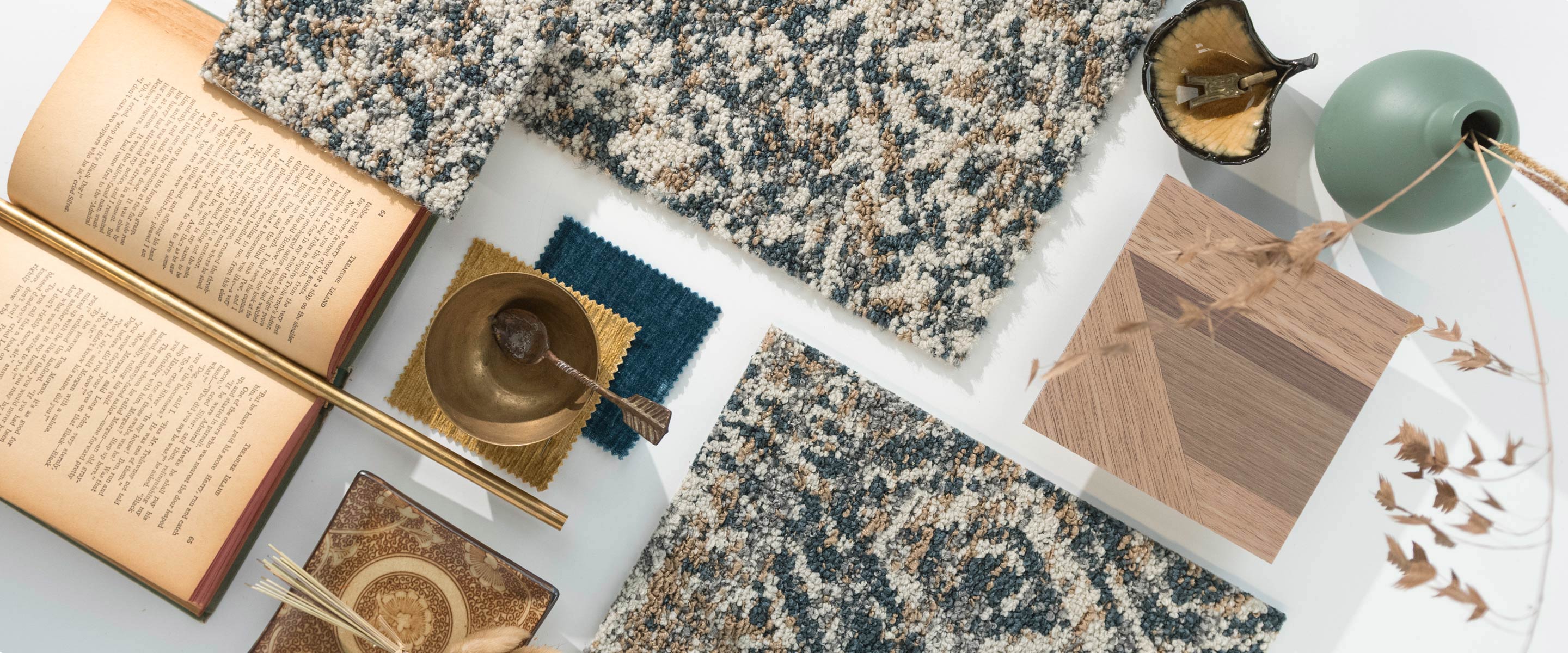 Modern Finds Living